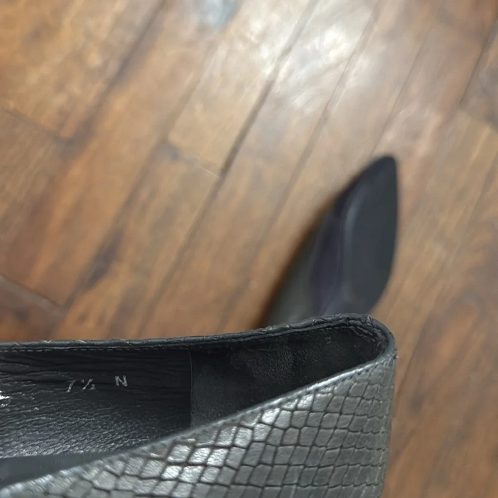 Stuart Weitzman Calf Hair and Leather‎ Flats Blue Size 7.5